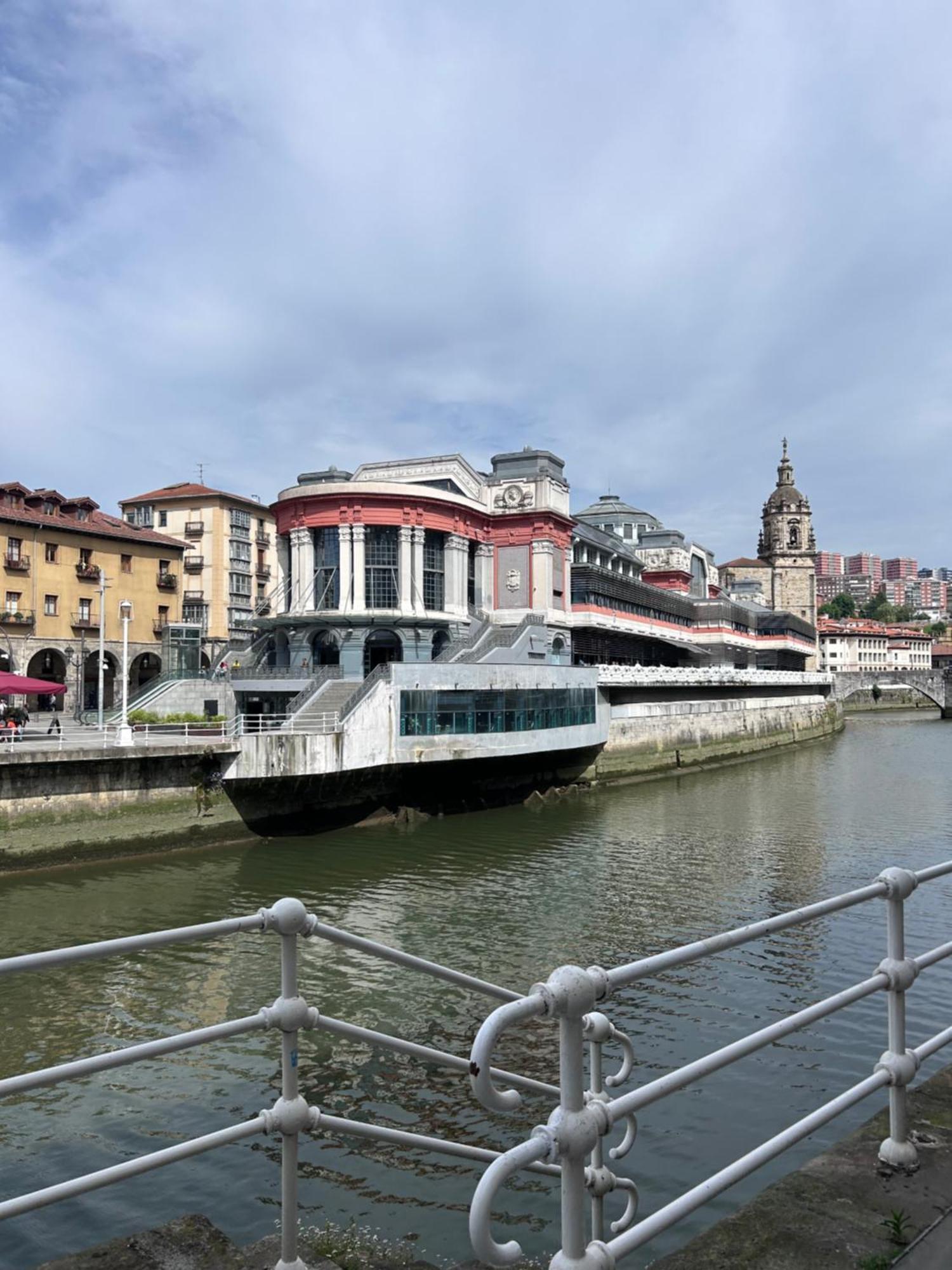 Estrella Apartment Bilbao Ngoại thất bức ảnh